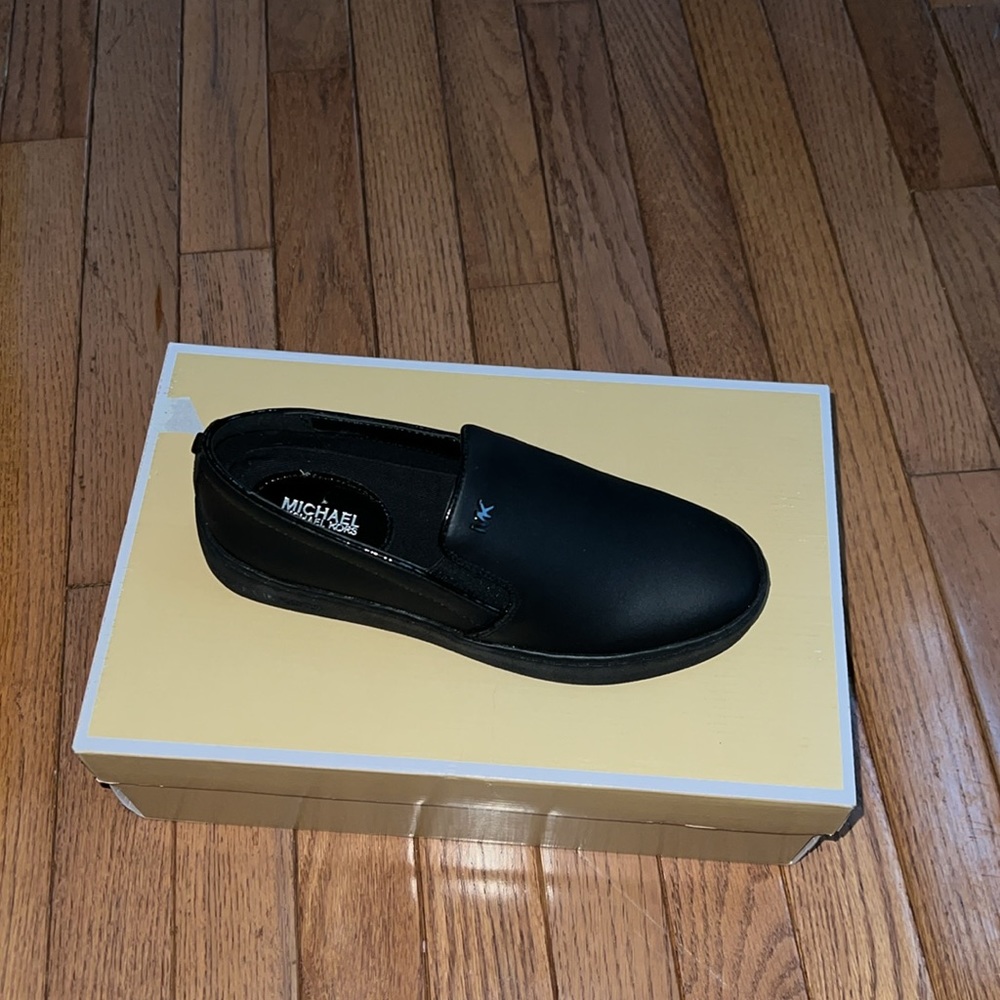 Michael kors Womens Keaton Slip-On Logo Sneakers - Picture 10 of 10